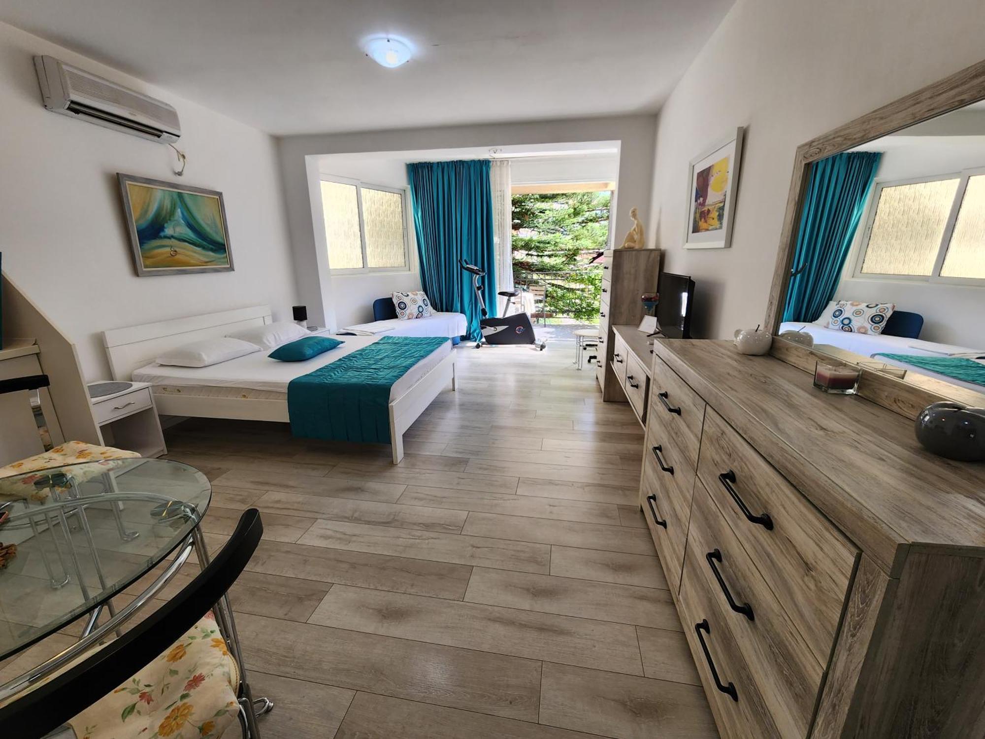 Egon Apartments Budva Luaran gambar